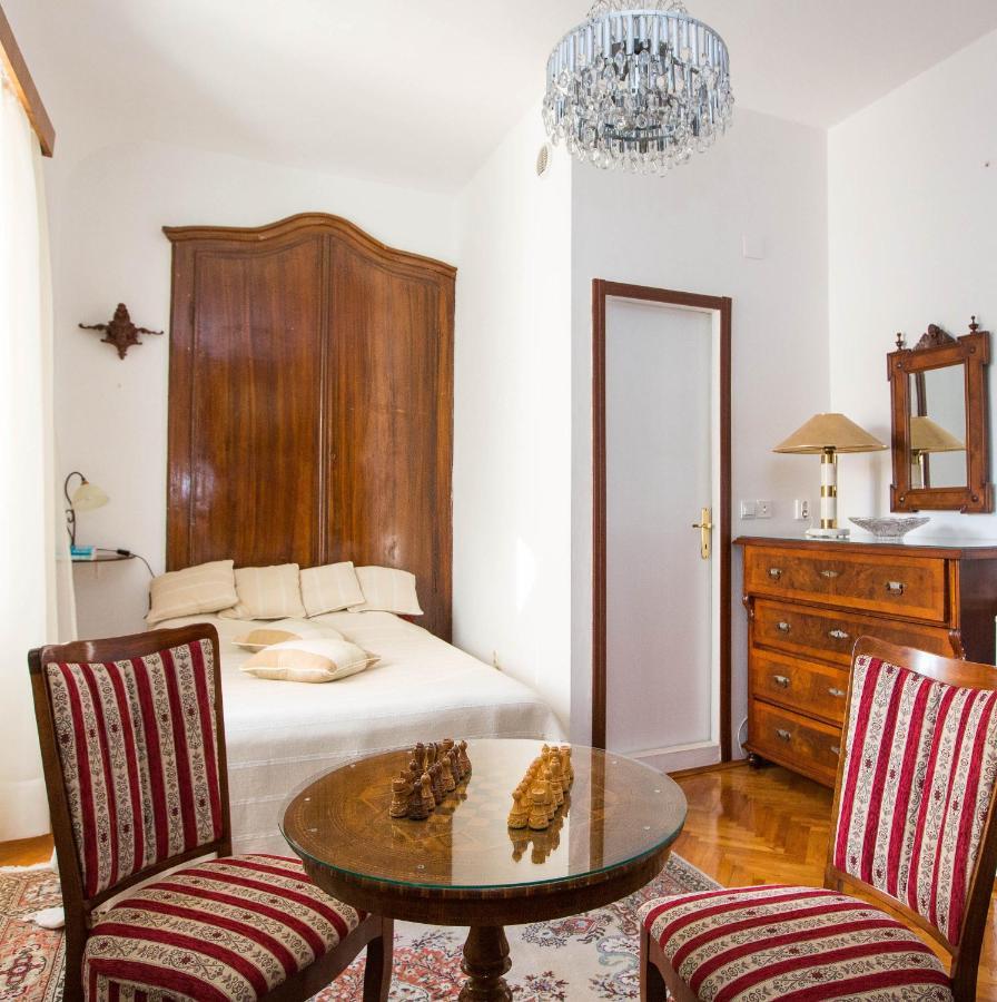 Room Mirella ドゥブロブニク 部屋 写真