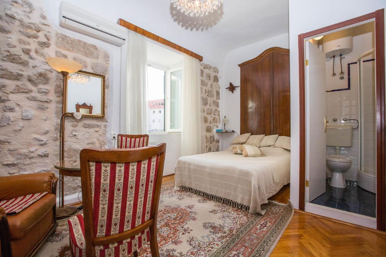 Room Mirella ドゥブロブニク 部屋 写真